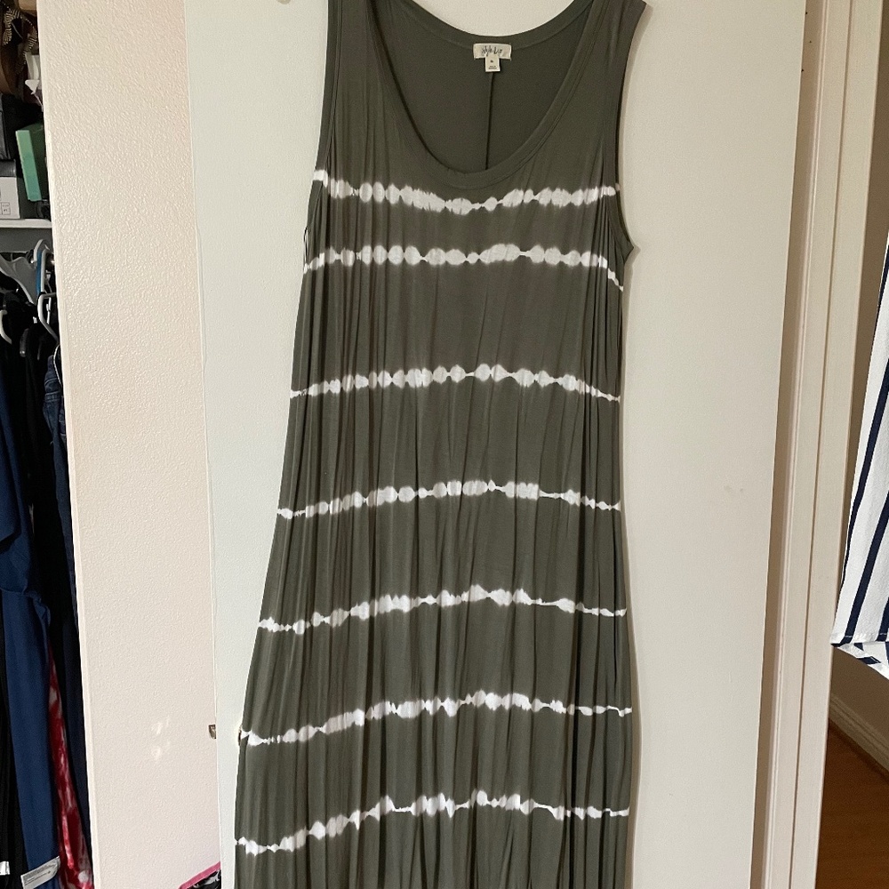 Army green maxi dress